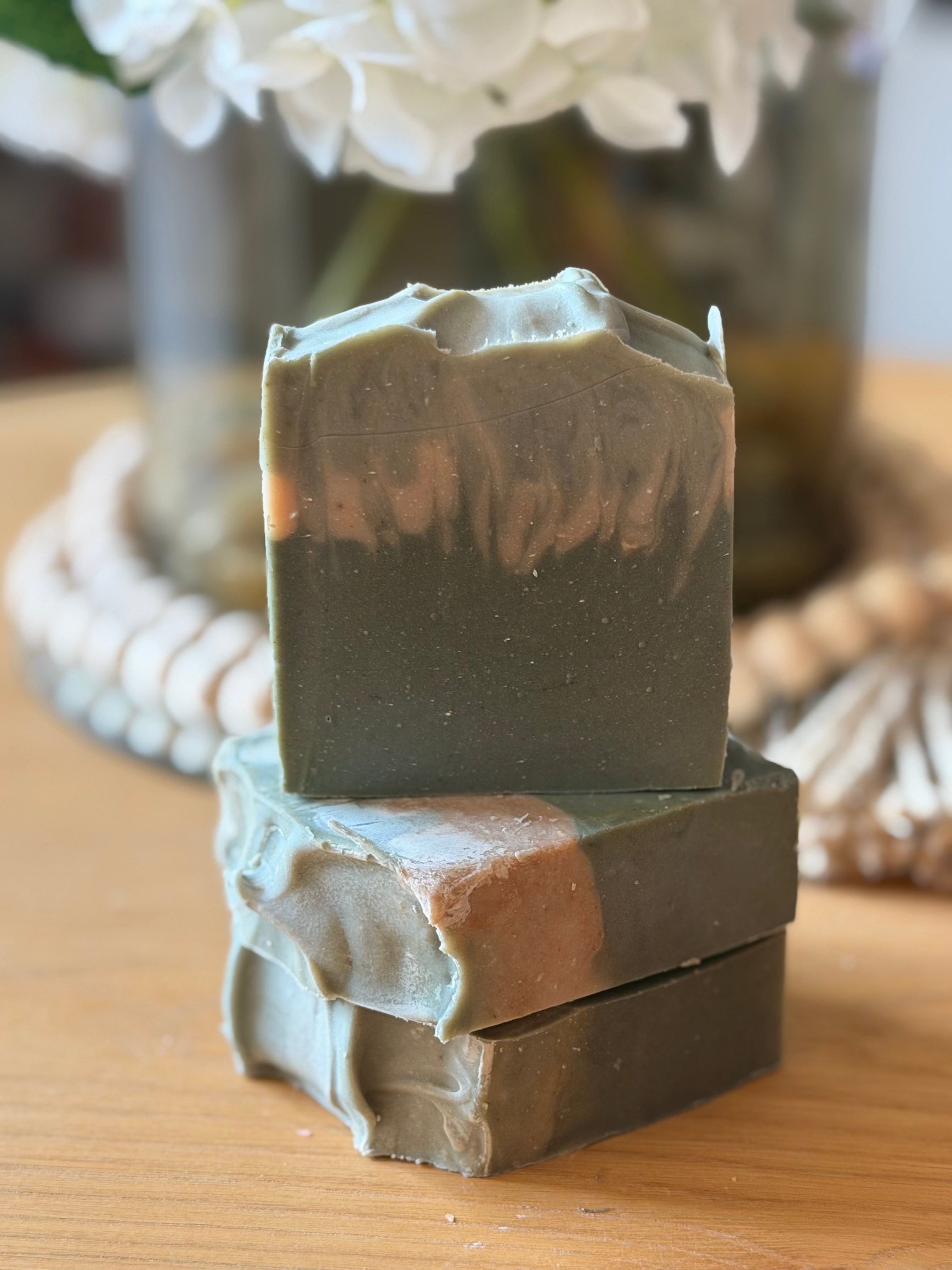 Meno Cool Refreshing Tallow Soap Bar (120g – 130g) | Aloe Vera, Zinc Oxide, Squalane & Green Clay Soap for Perimenopause & Menopause | Handcrafted UK